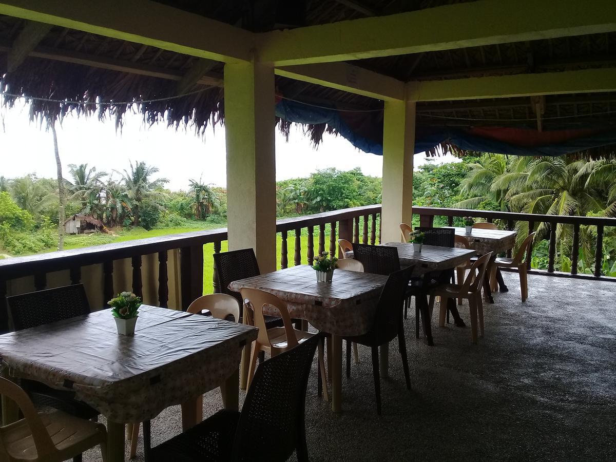 Josurfinn, Puraran Beach Baras  Exterior photo