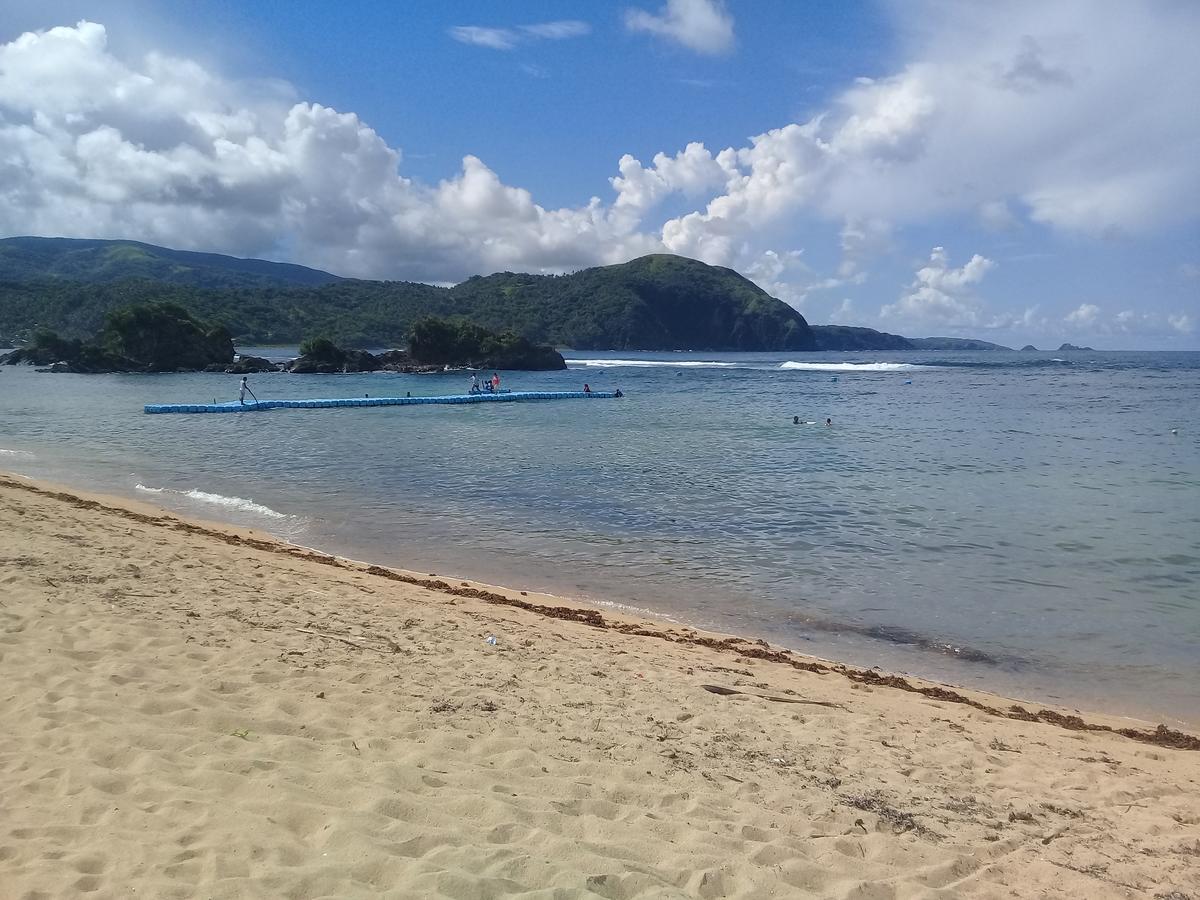 Josurfinn, Puraran Beach Baras  Exterior photo